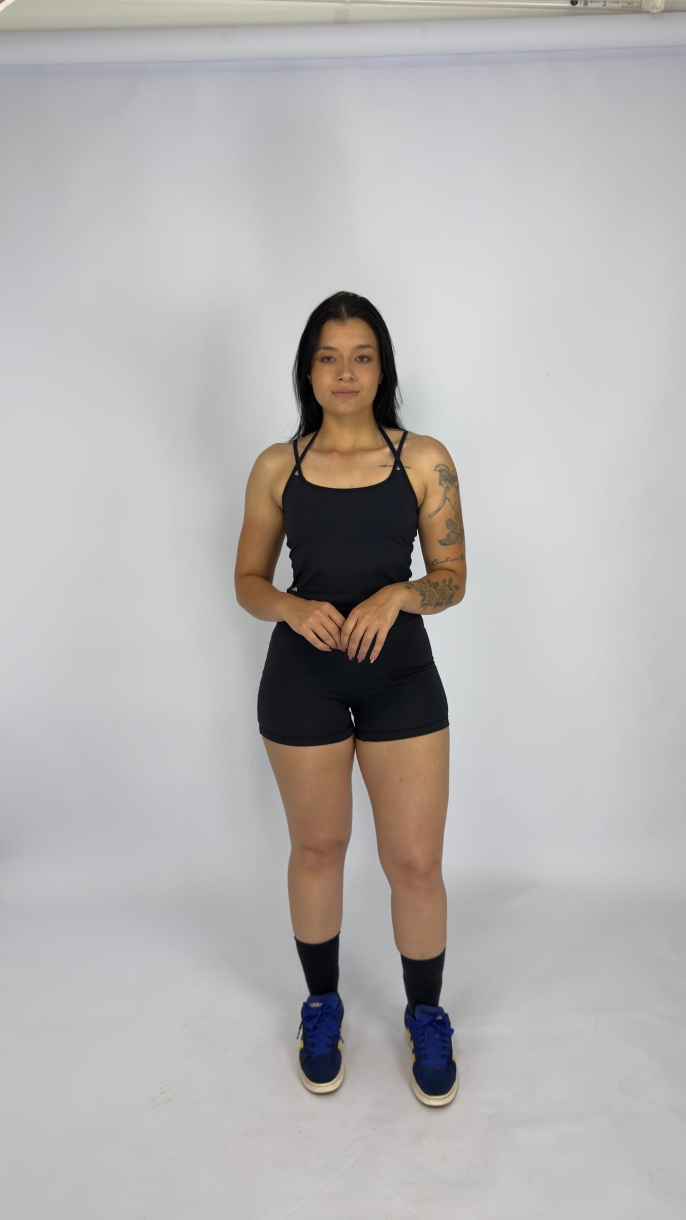 Regata Alba Preto, frente