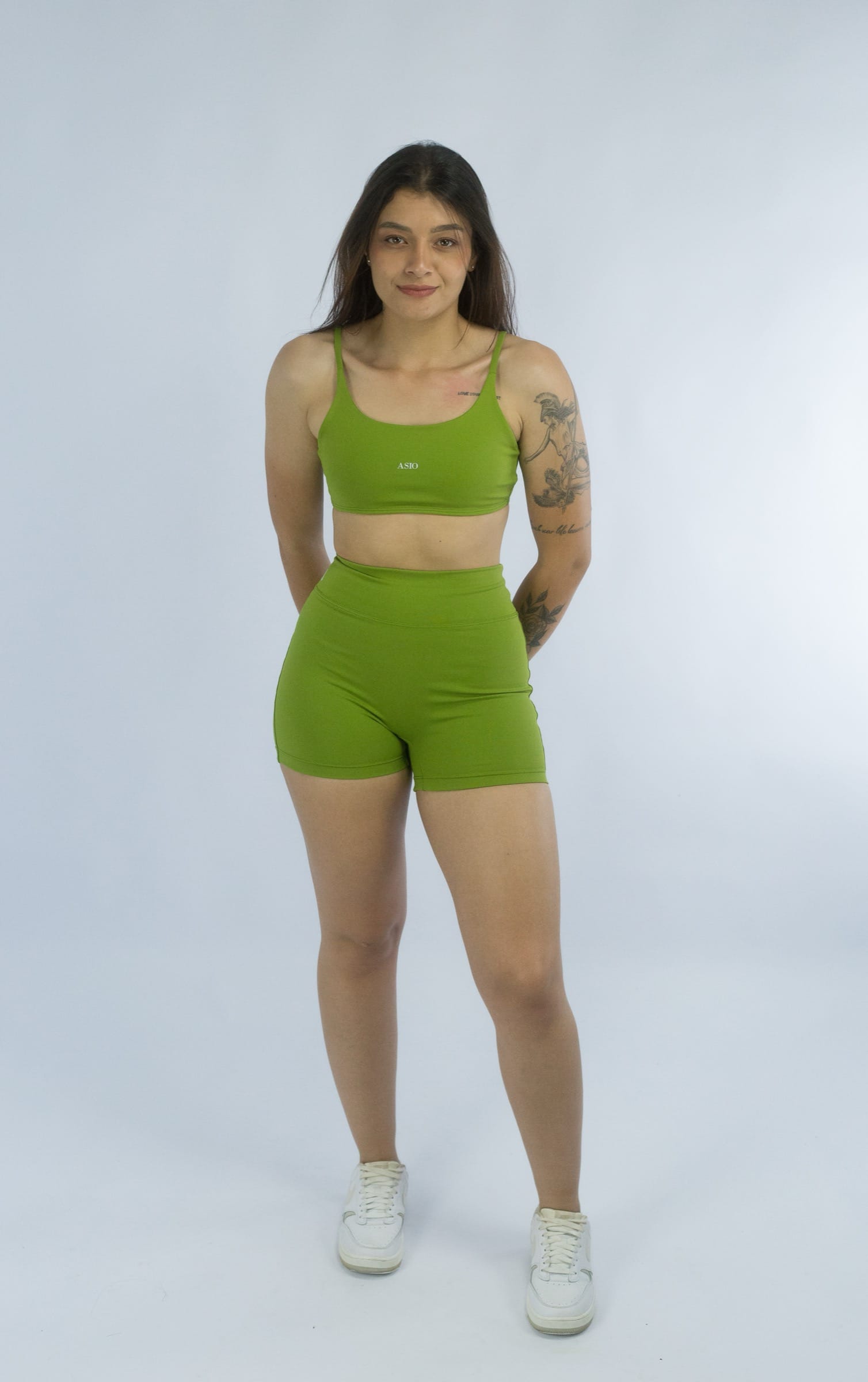 Short Vértice Verde Abacate, frente
